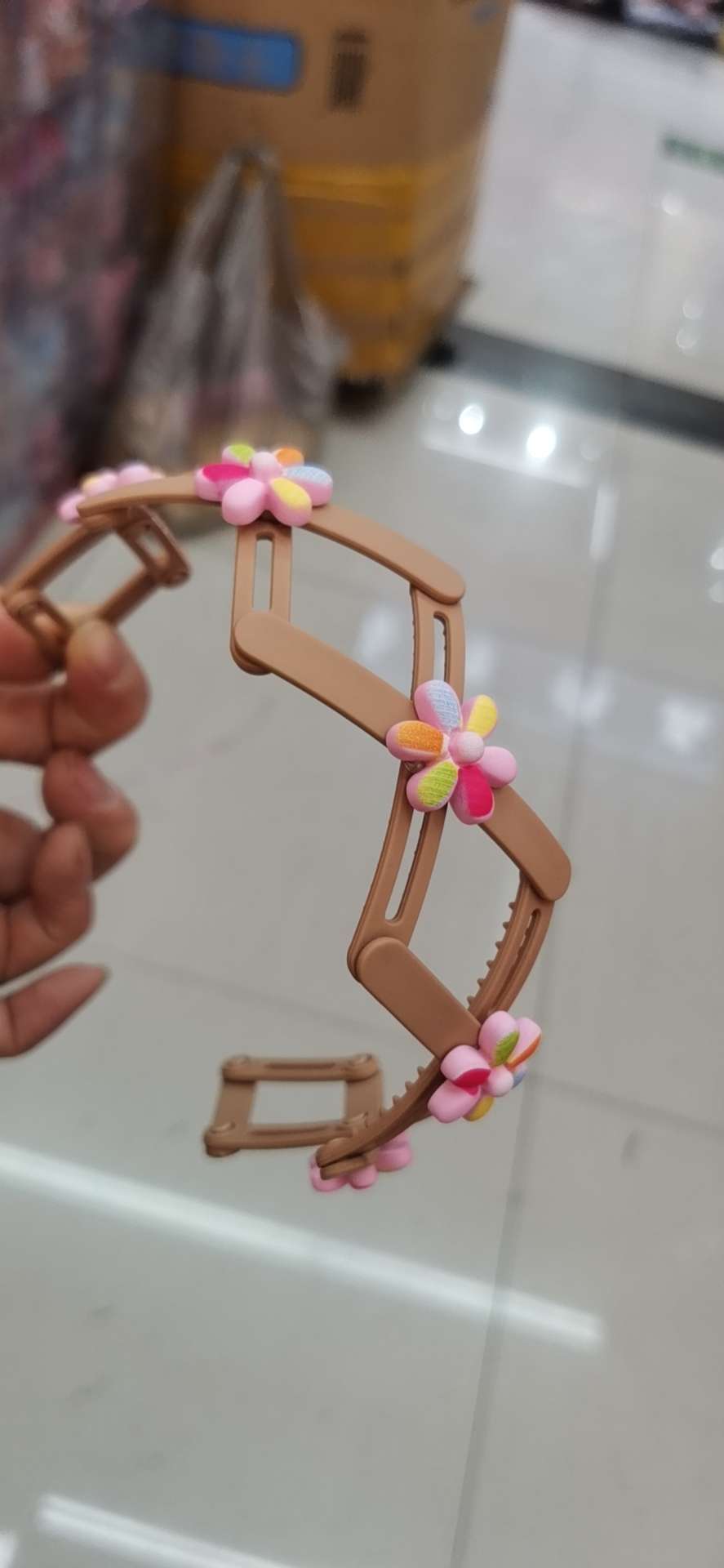 Cartoon children's hair band, new fashionable headwear, girls' daily hair binding and fixation decoration headwear, hair clips, hair clips Specification image