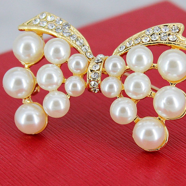 Pearl brooch Women's luxury luxury atmospheric corsage pin clothing fixed collar Silk scarf buckle shawl buckle