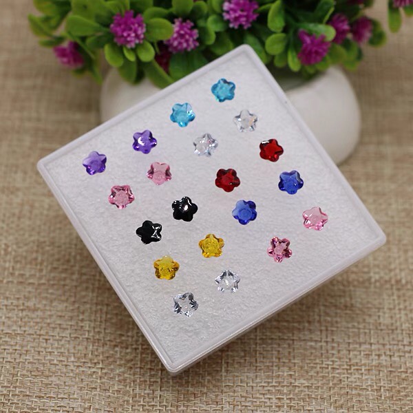 Sweet crystal stud earrings feminine Korean rhinestone super flash allergy resistant plastic glue needle simple student small earrings thumbnail