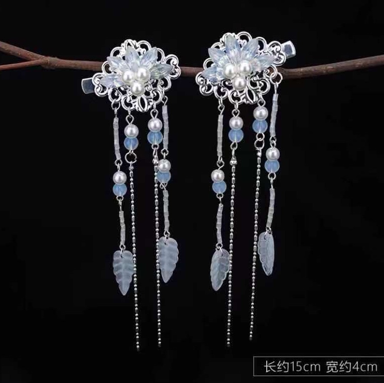 Frost-flowered tassel style pair