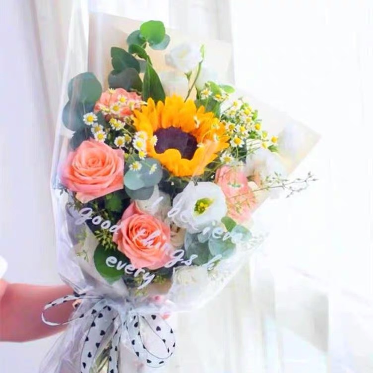 Fully transparent, English flower packaging, bag full sky star flower bouquet bag, English multi-piece bag, mini plastic flower bouquet bag for street vending 194