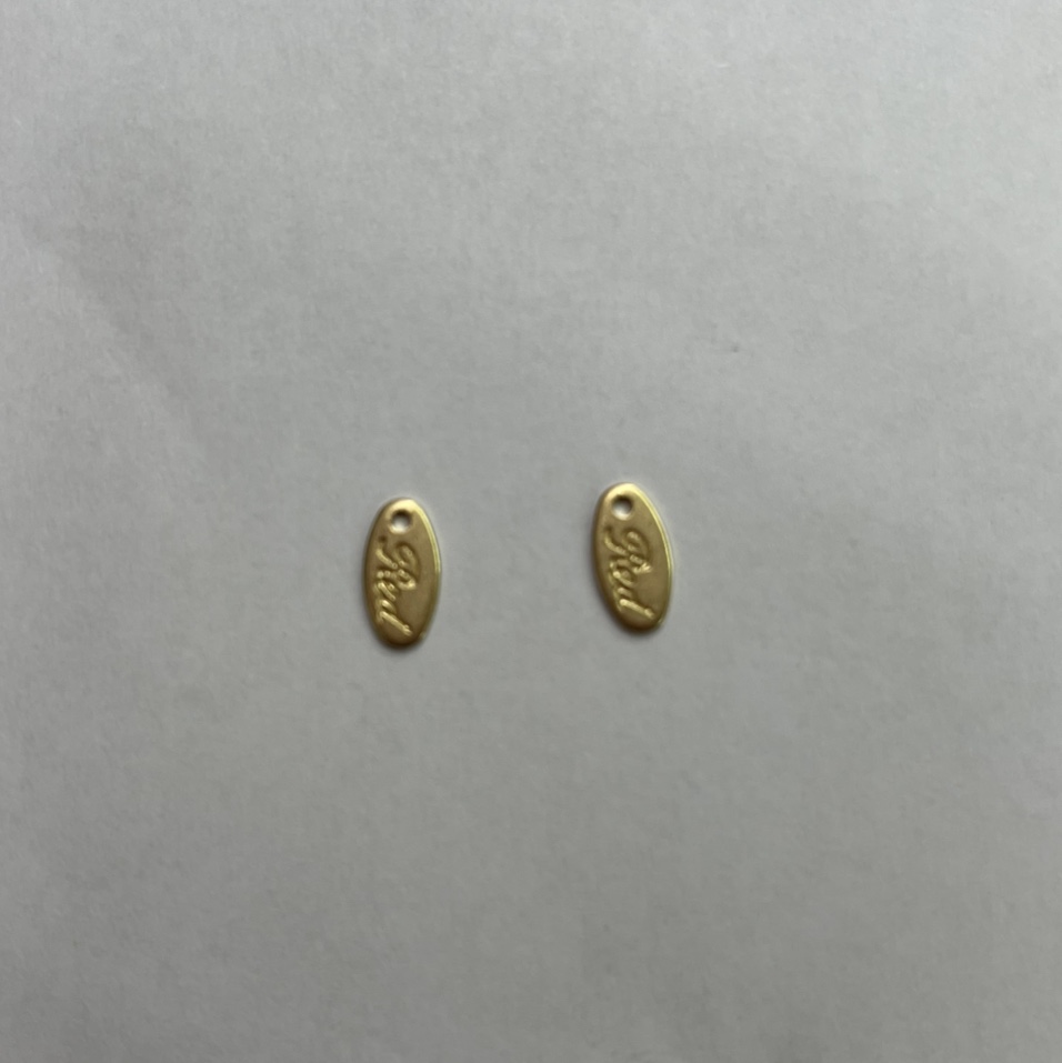 Aotong accessories XH03502 Oval tag one hole 4.6*9*1mm
