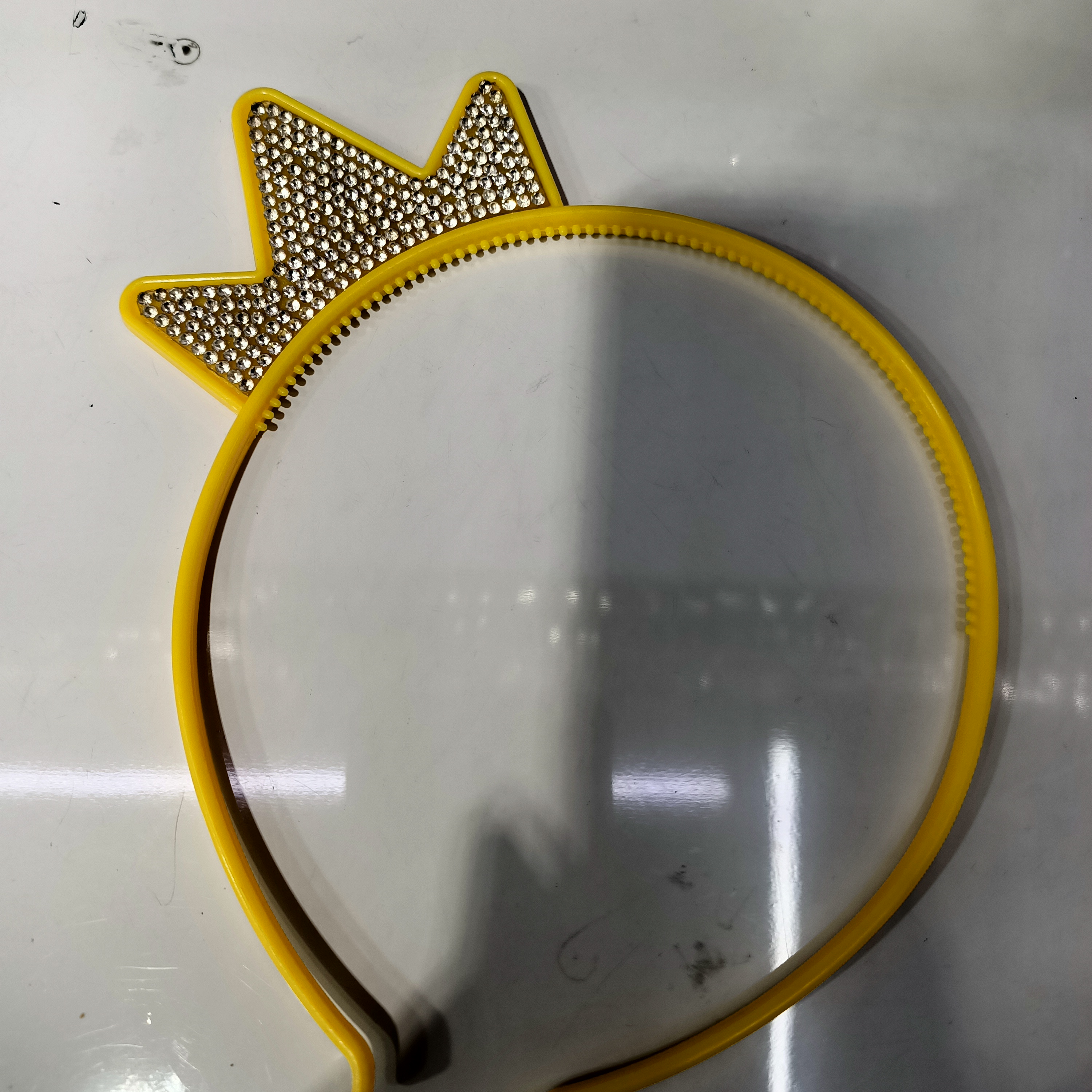 Crown yellow