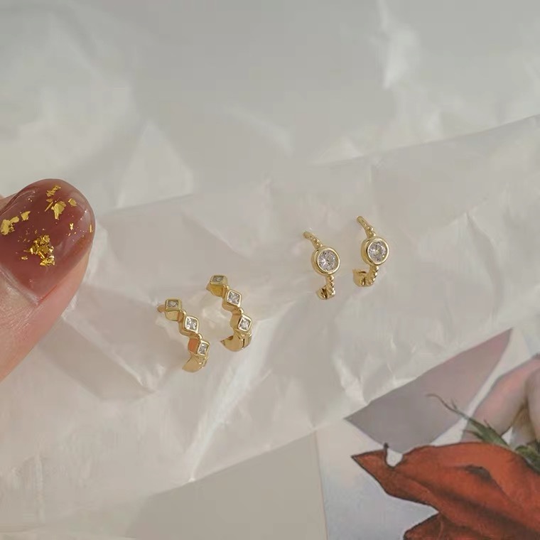通体925纯银锆石耳圈设计感耳环冷淡风耳钉简约小巧时尚