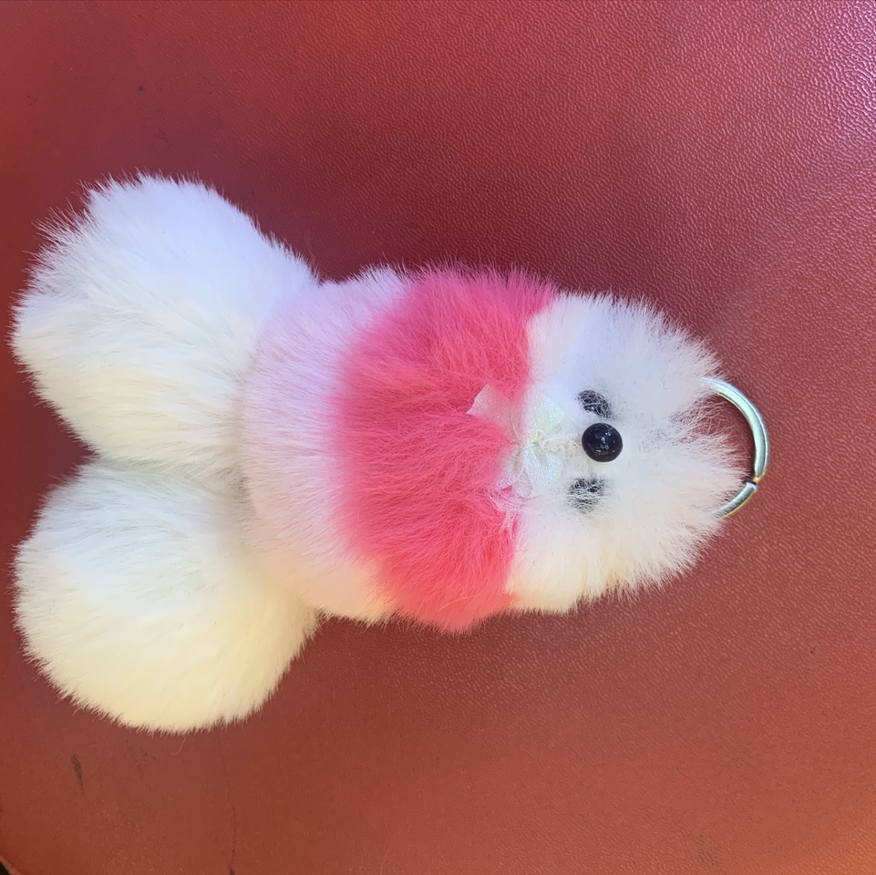 宇越裘皮双球狗挂件
