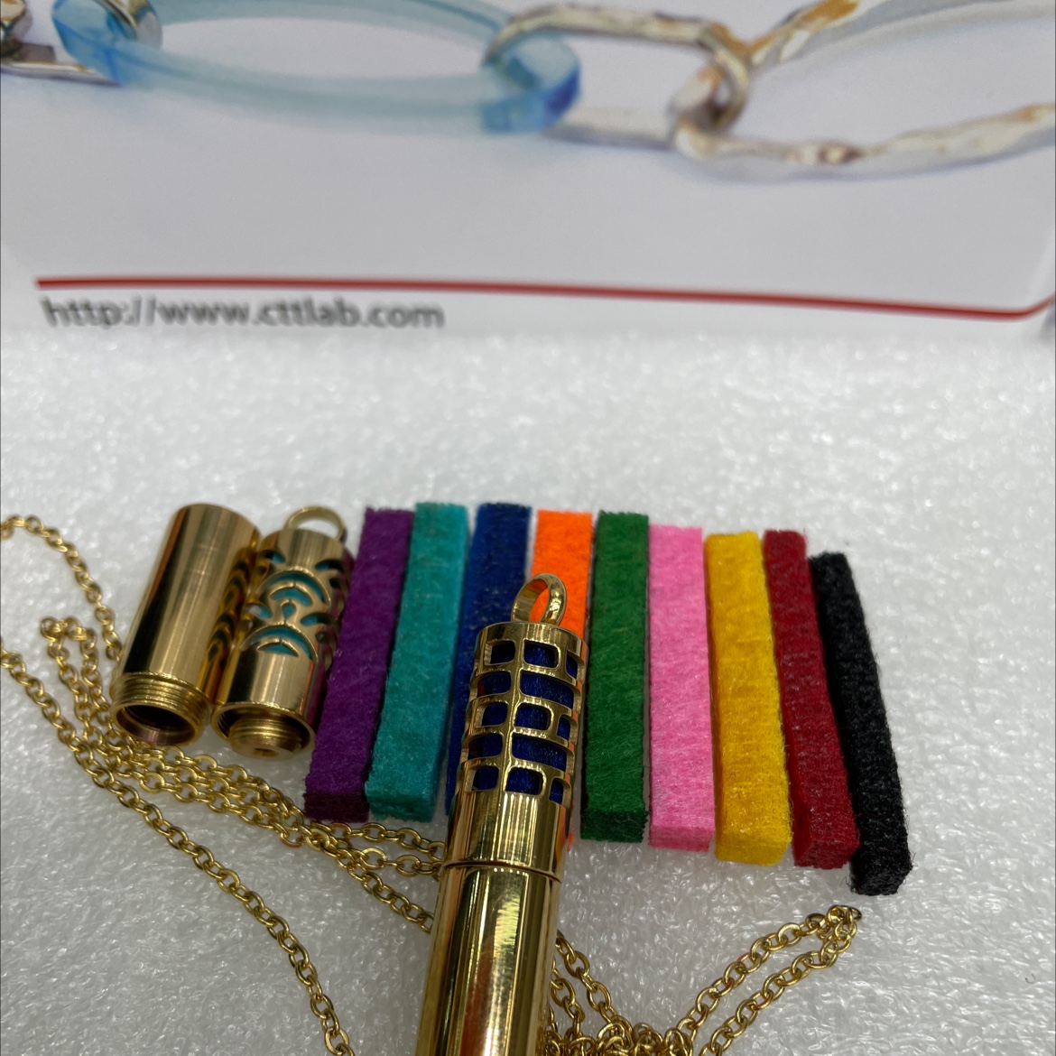 Acero inoxidable 3 secciones botella de perfume colgante color oro núcleo interior multicolor reemplazo Item Picture