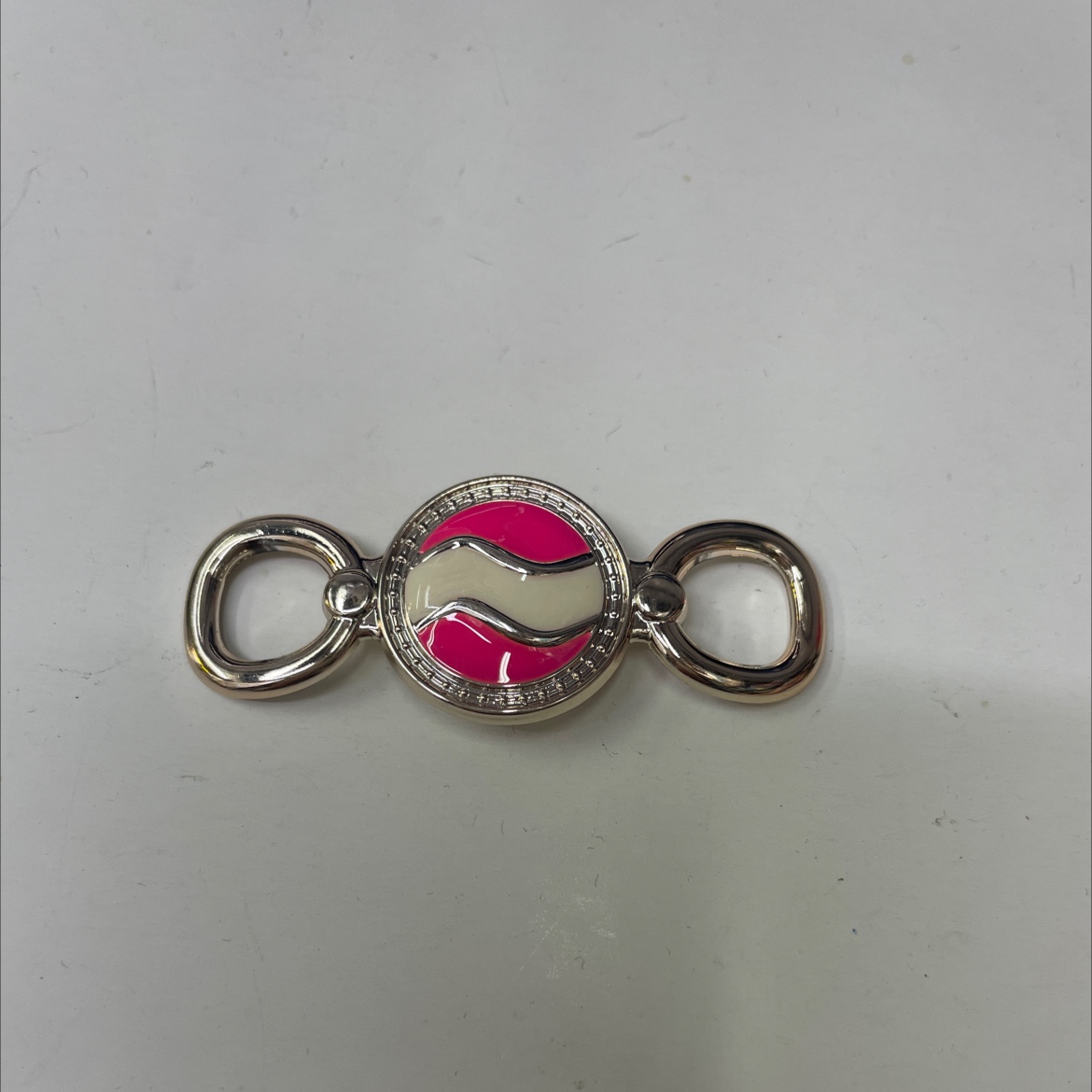 Two-color electroplated shoe buckle