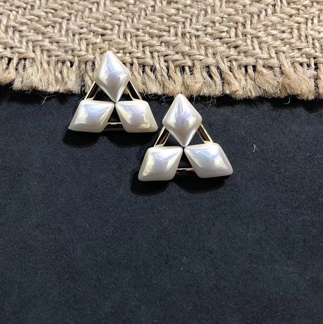 S925 Silver Needle Niche High-end Oil painting glazed Irregular Earrings, feminine artistic earrings, Hong Kong-style earrings 1