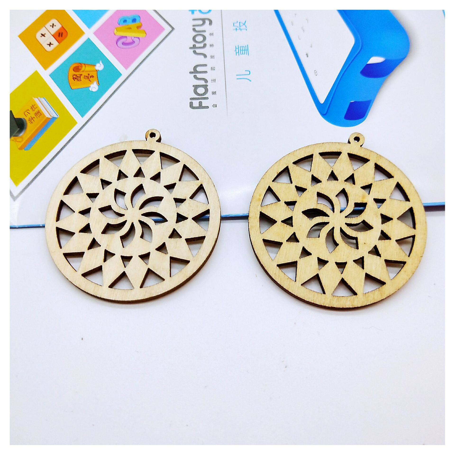 Wooden DIY jewelry materials, accessories, earring pieces, retro 55mm round, multiple hollowed-out wooden chip pendants detail image 4