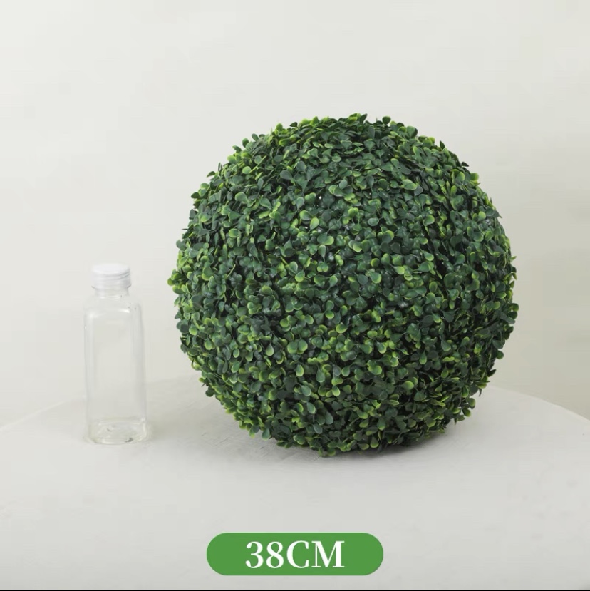 38 Milan Ball