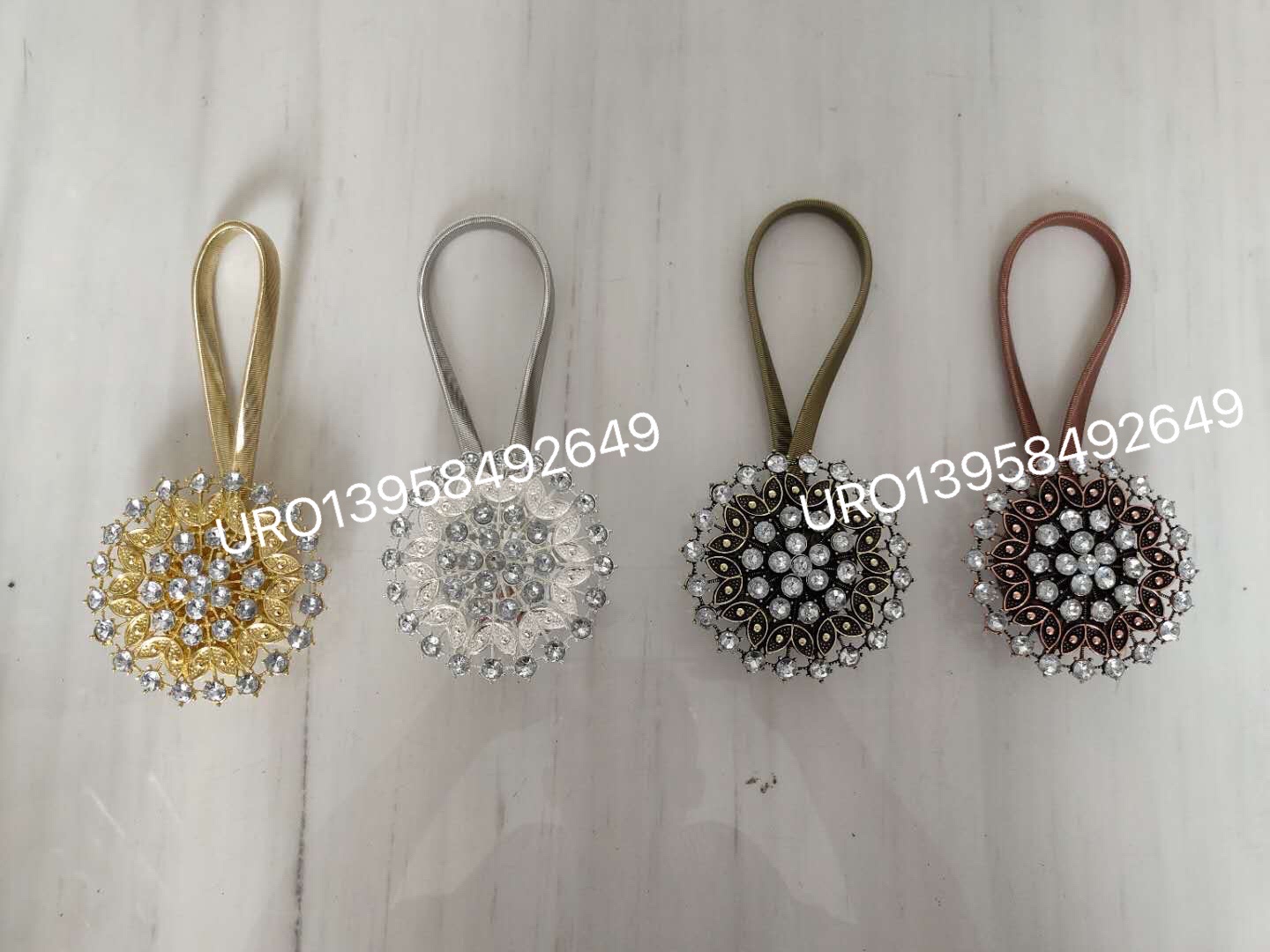 ربط أغطية الستائر بأغطية معدنية مزخرفة بمغنطيسية detail image 3