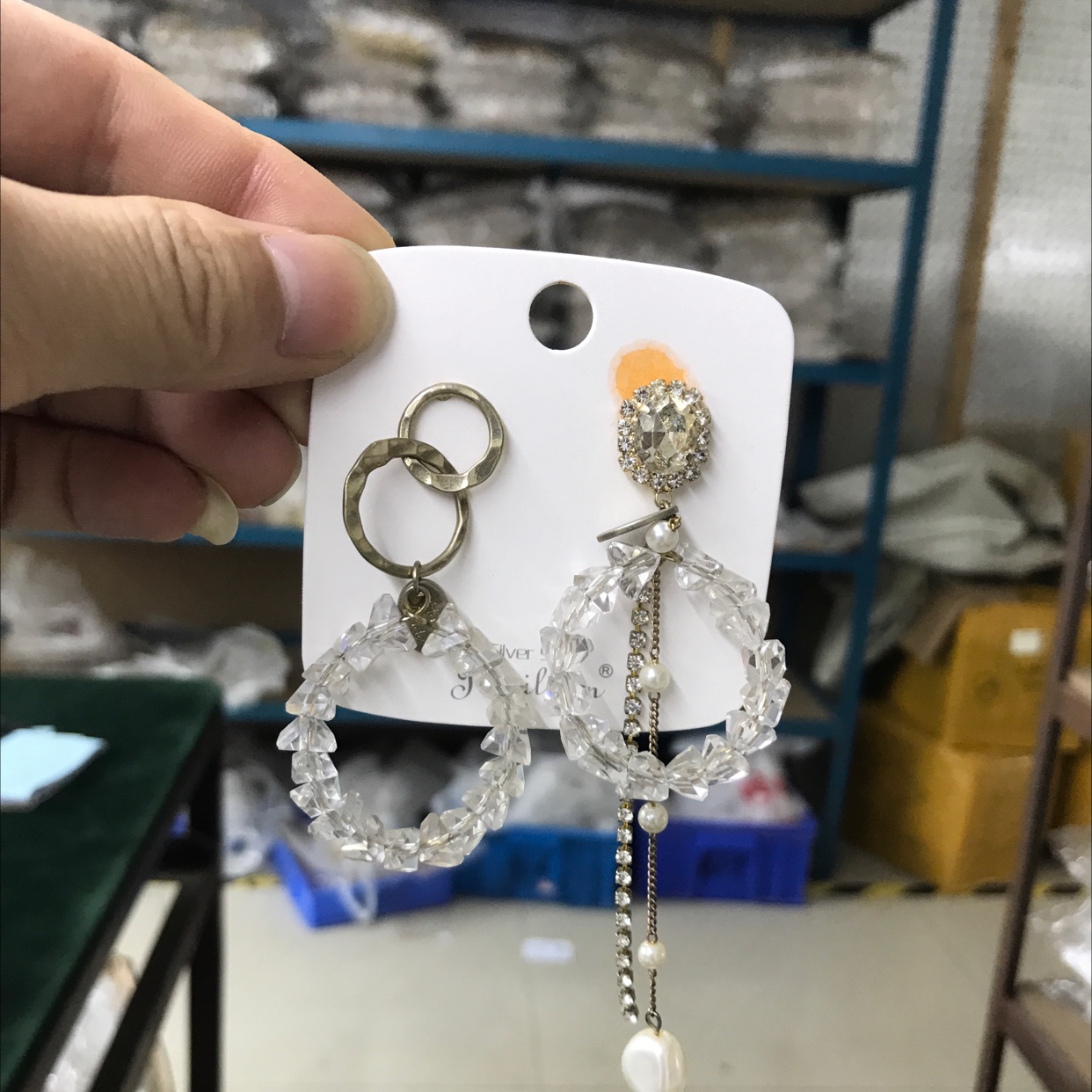 Today Beauty fashion around asymmetrical design style earrings