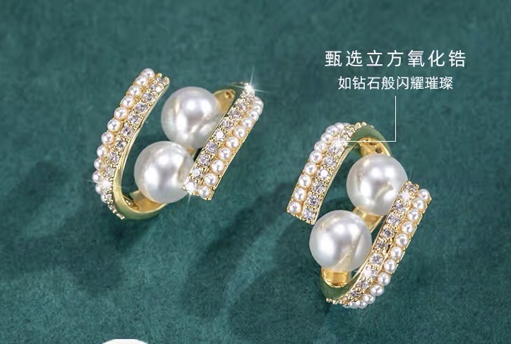 欧美个性气质网红潮流时尚珍珠耳钉细节图
