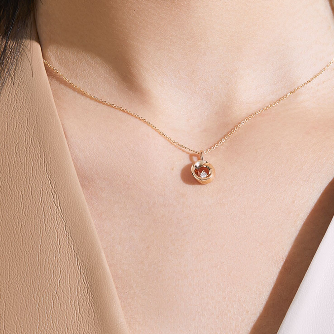 111欧美简约小众高级感K金色项链女ins潮轻奢冷淡风锁骨颈链