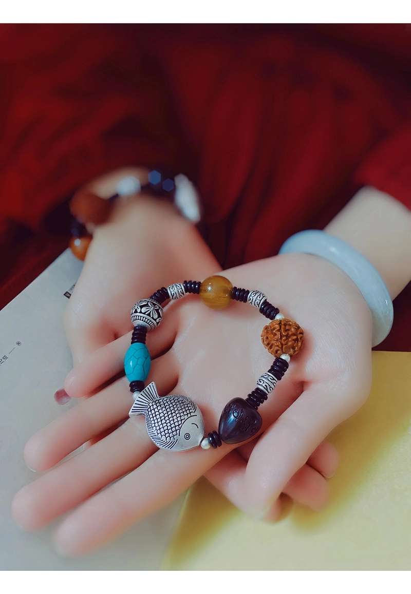 晶珀丽饰品绿松石檀木珠韩国进口弹力线多财多宝藏银手链细节图