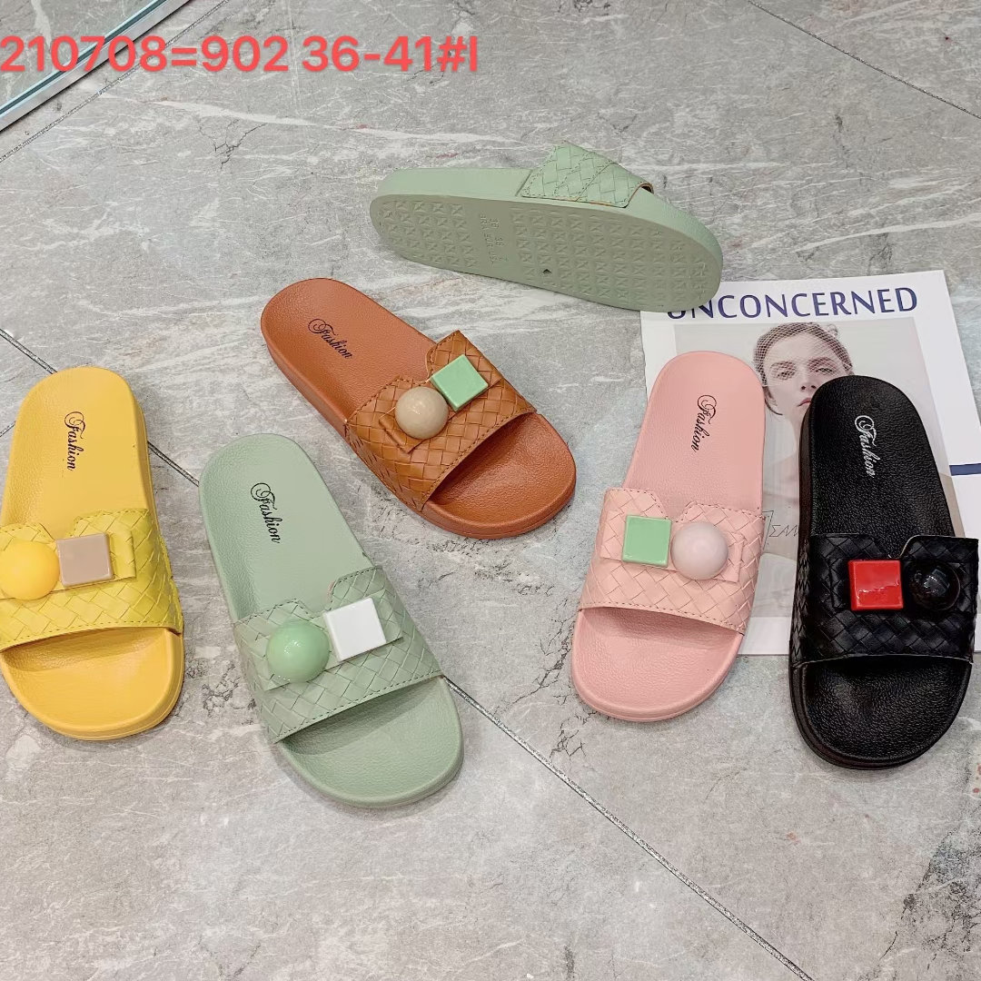 081 Summer ladies flip-flops beach holiday beach wind