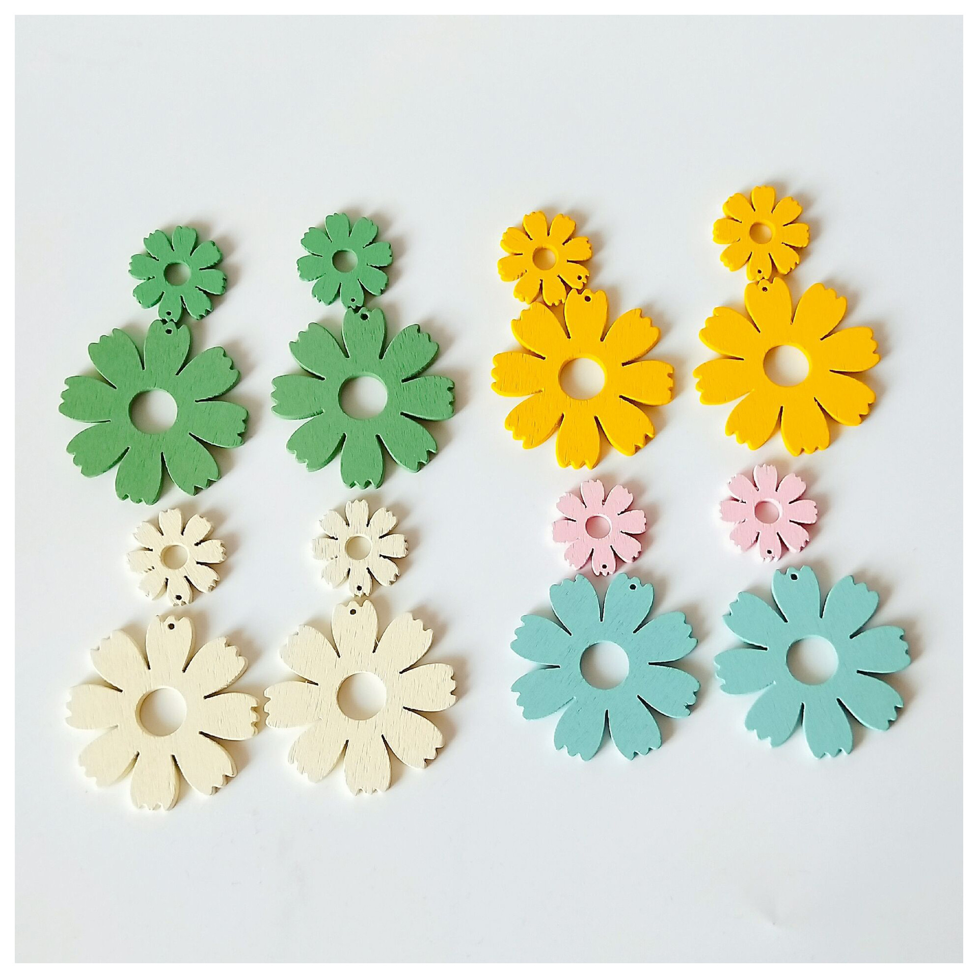 Wholesale of wooden DIY jewelry materials and accessories, including colorful earring pieces, multi-petal flower five-star hollowed-out geometric wood chips detail image 5