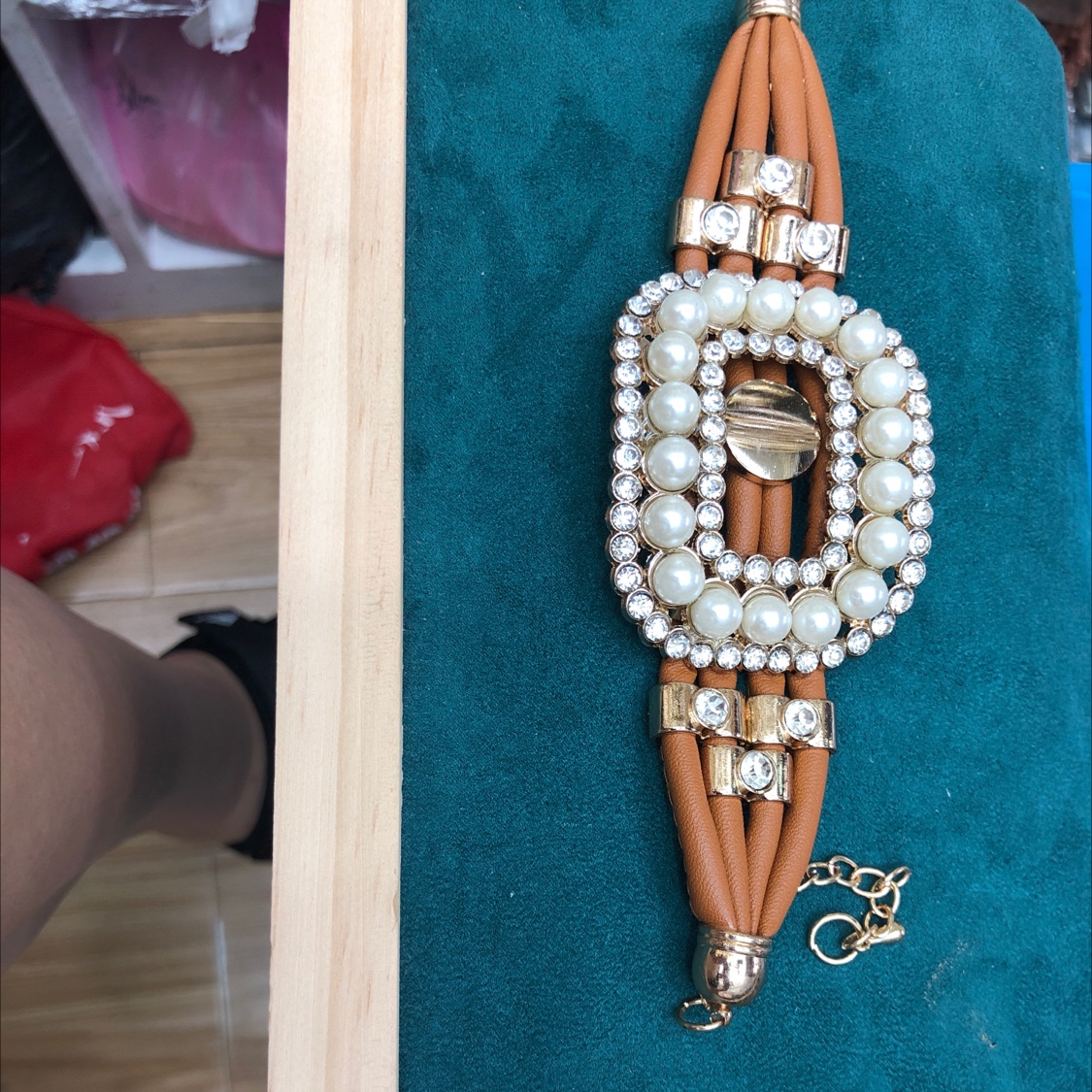 镶珍珠点钻pu手链