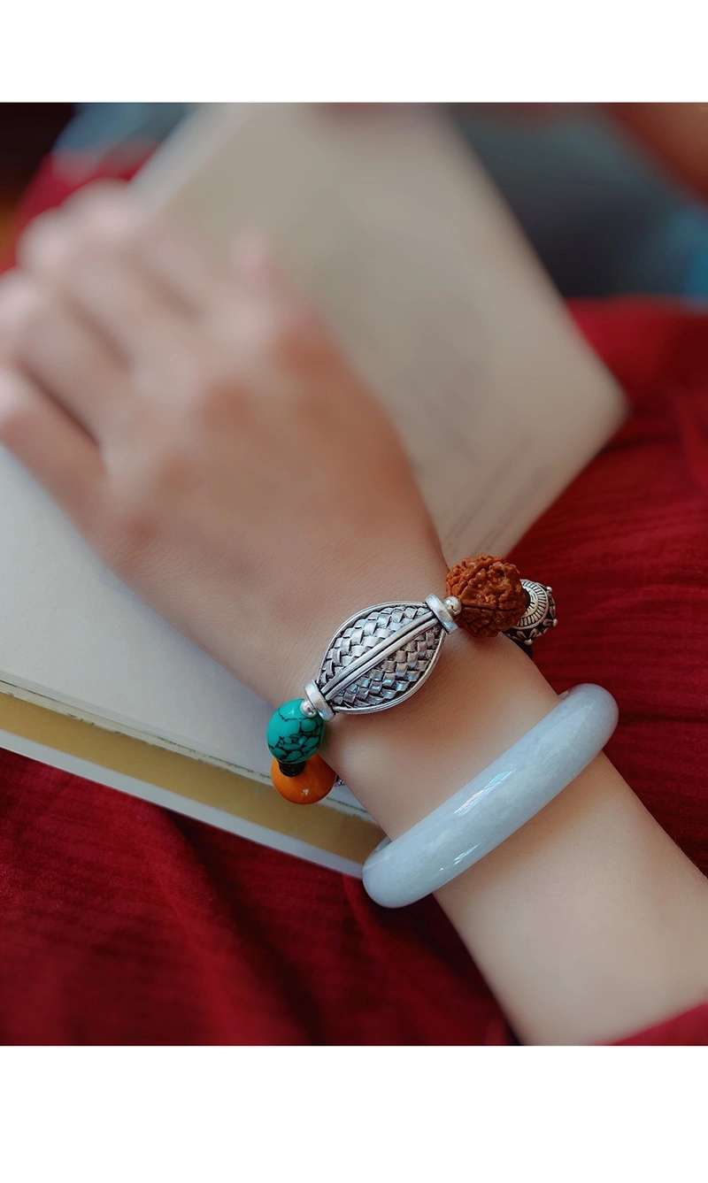 晶珀丽饰品绿松蜜蜡韩国进口弹力线财源滚滚藏银手链详情图5