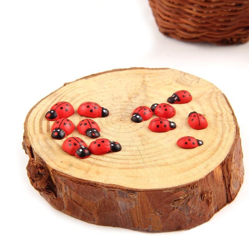 سترة حمراء كبيرة Specification image