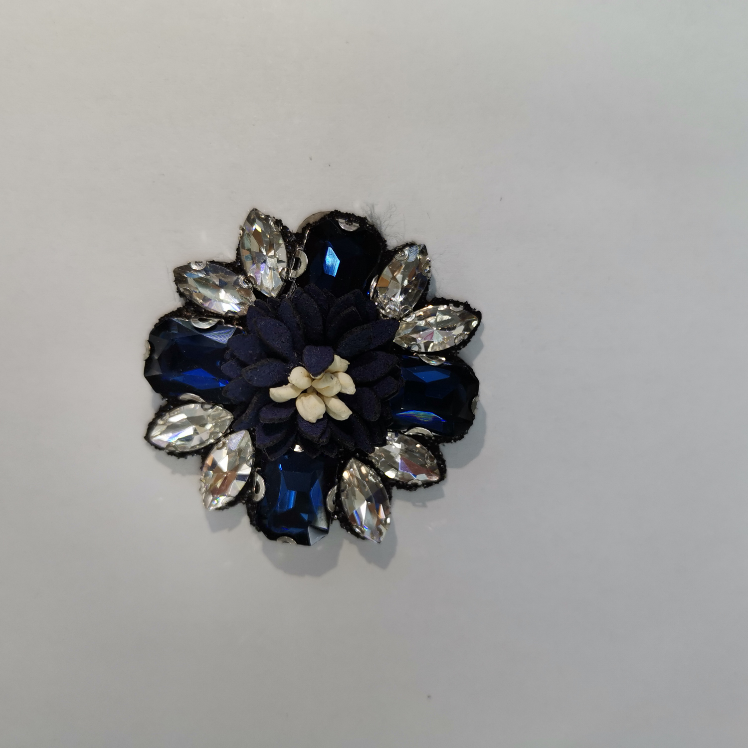 玻璃花胸针服装展示道具配件厂家直销精美装饰款 其它服装展示道具