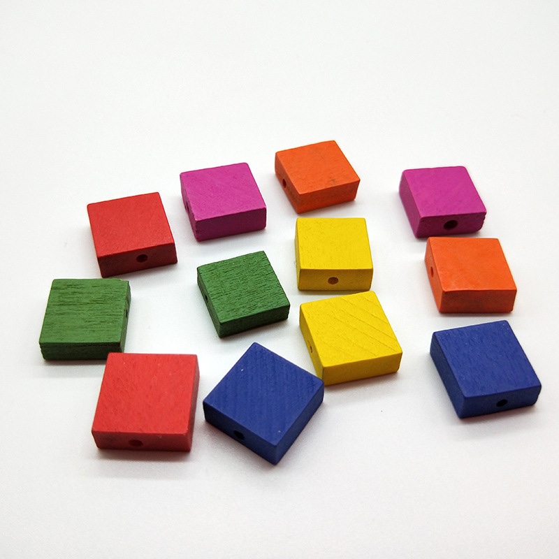 厂家直销木质几何体 彩色15横孔木质方块 颜色多样易于搭配 