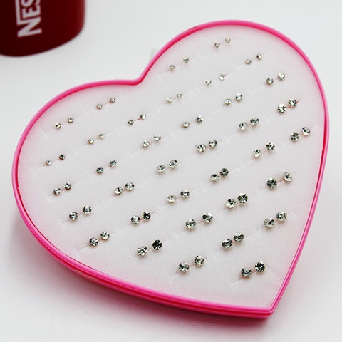 Boxed fashion plastic needle earrings for men and women Korean version student earplugs Simple earrings earrings stick jewelry for girls earrings