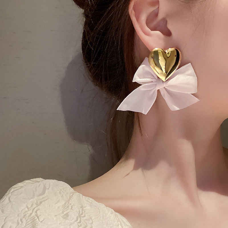 Long earrings with a heart bow. Internet celebrity, great temperament thumbnail