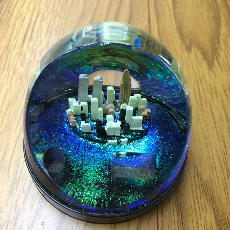 安全帽水晶胶彩色建筑