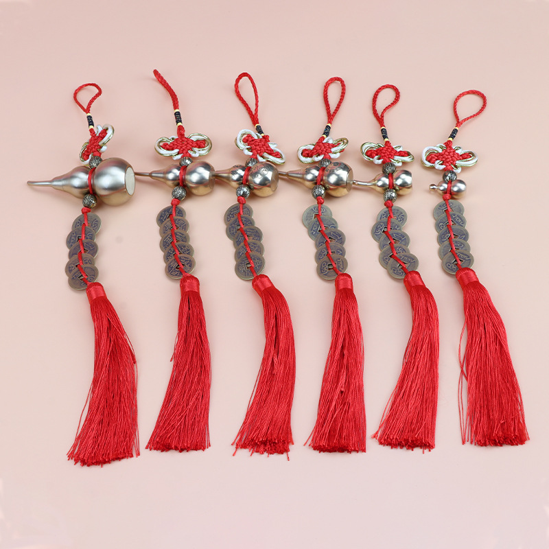 Creative copper gourd car pendant, gourd Five Emperors coin hanging decoration, copper wallet hanging, copper gourd in stock wholesale, copper gourd 4.5cm high 1 Application Scenario