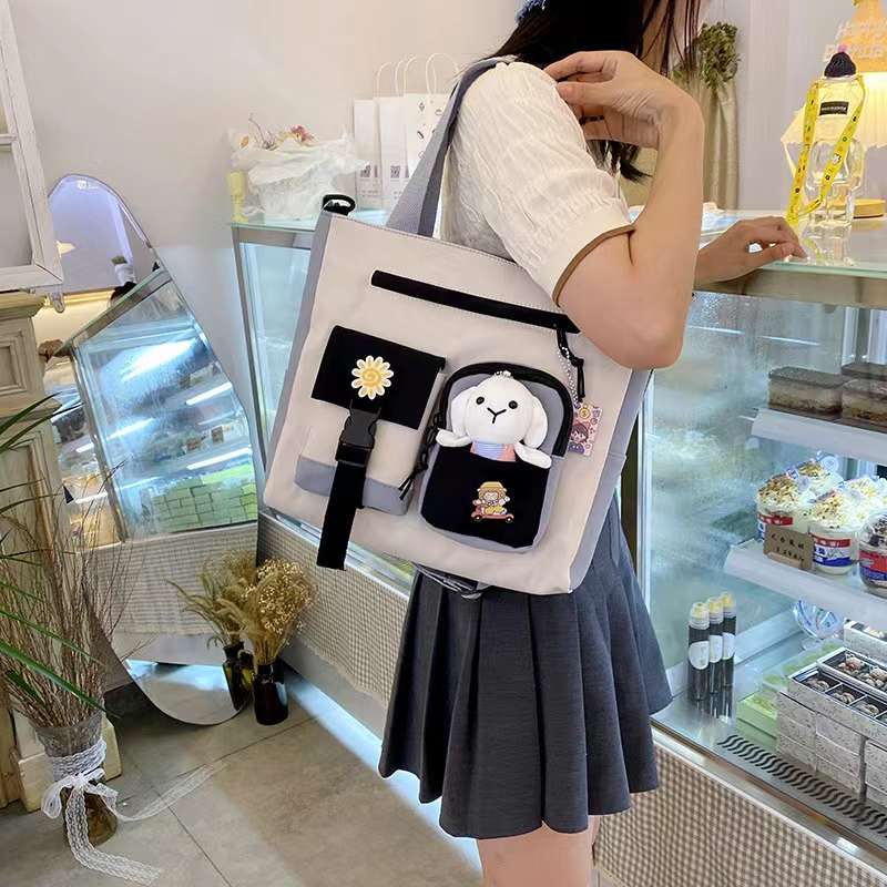 帆布女包实物图