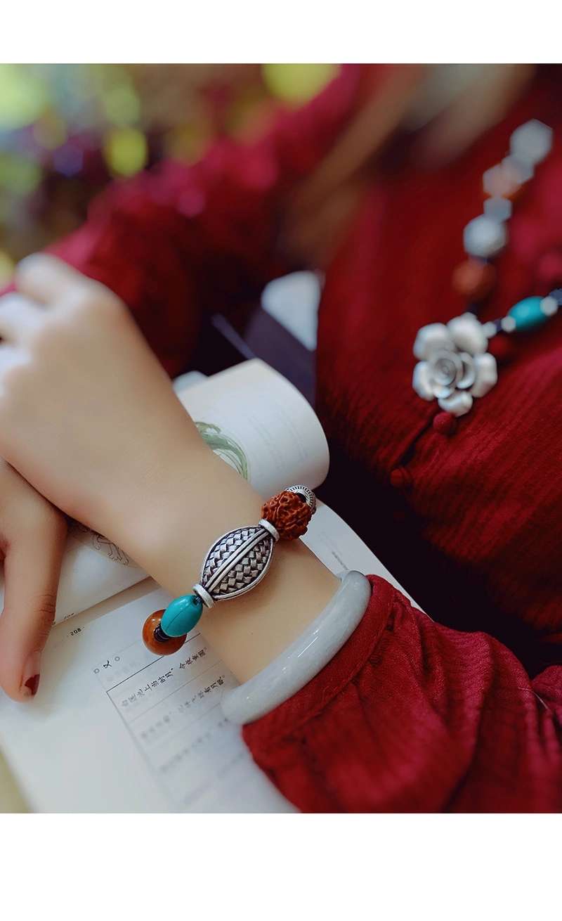 晶珀丽饰品绿松蜜蜡韩国进口弹力线财源滚滚藏银手链详情图9