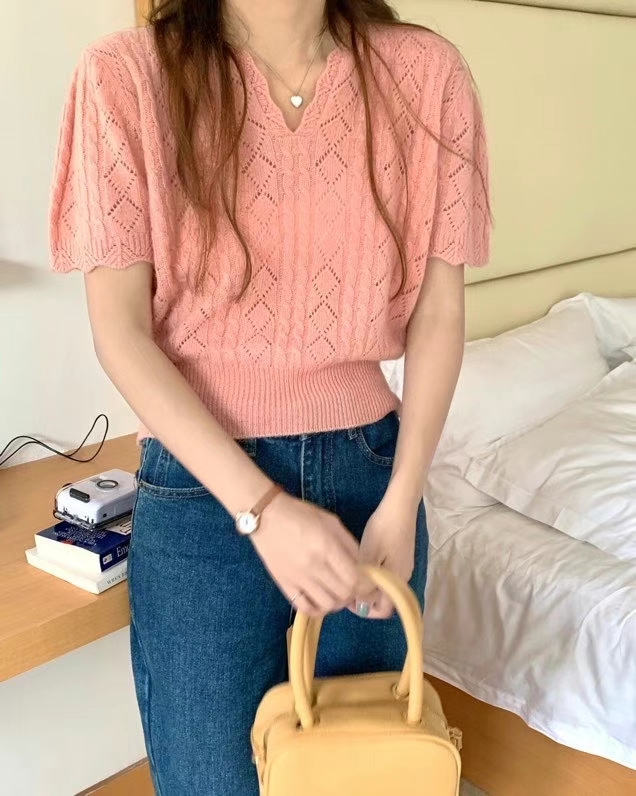 Knitted Top Application Scenario