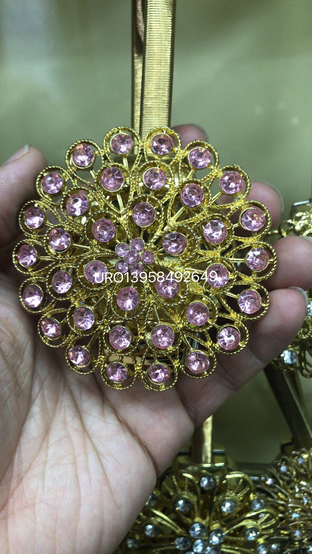 ربط أغطية الستائر بأغطية معدنية مزخرفة بمغنطيسية detail image 9