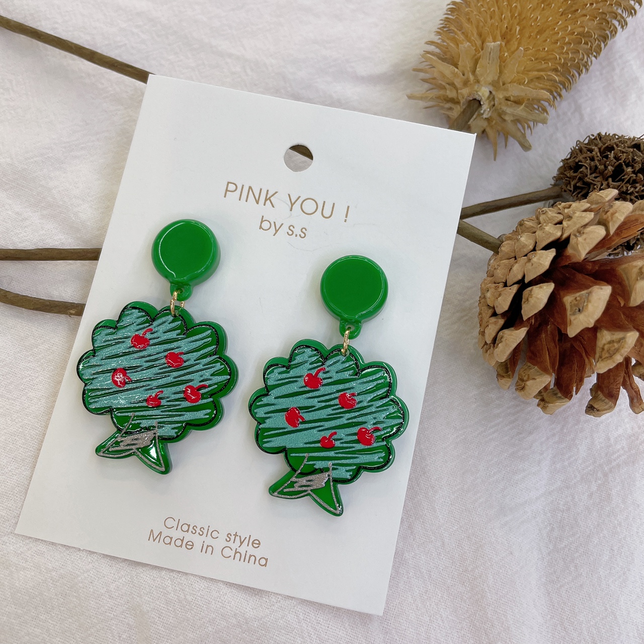 Girls green tree earrings Summer 2021 new fashion simple sweet cool earrings temperament magazine earrings