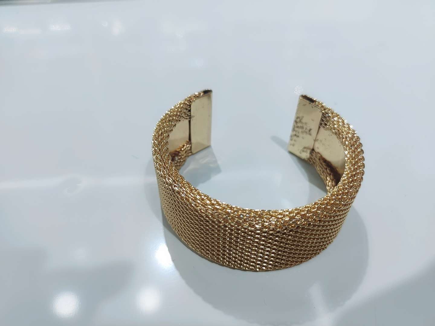Exaggerated nightclub fashion new jewelry, high-quality open wire wide open bracelet Specification image