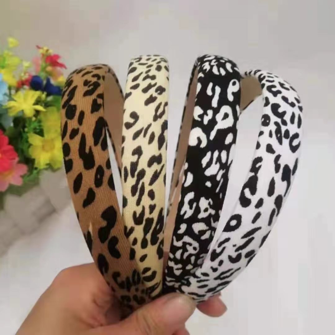 The popular autumn and winter hair band headwear, face-washing and hair-pressing headband for women, high-end look, 2022 new style hair tie for travel women details Picture