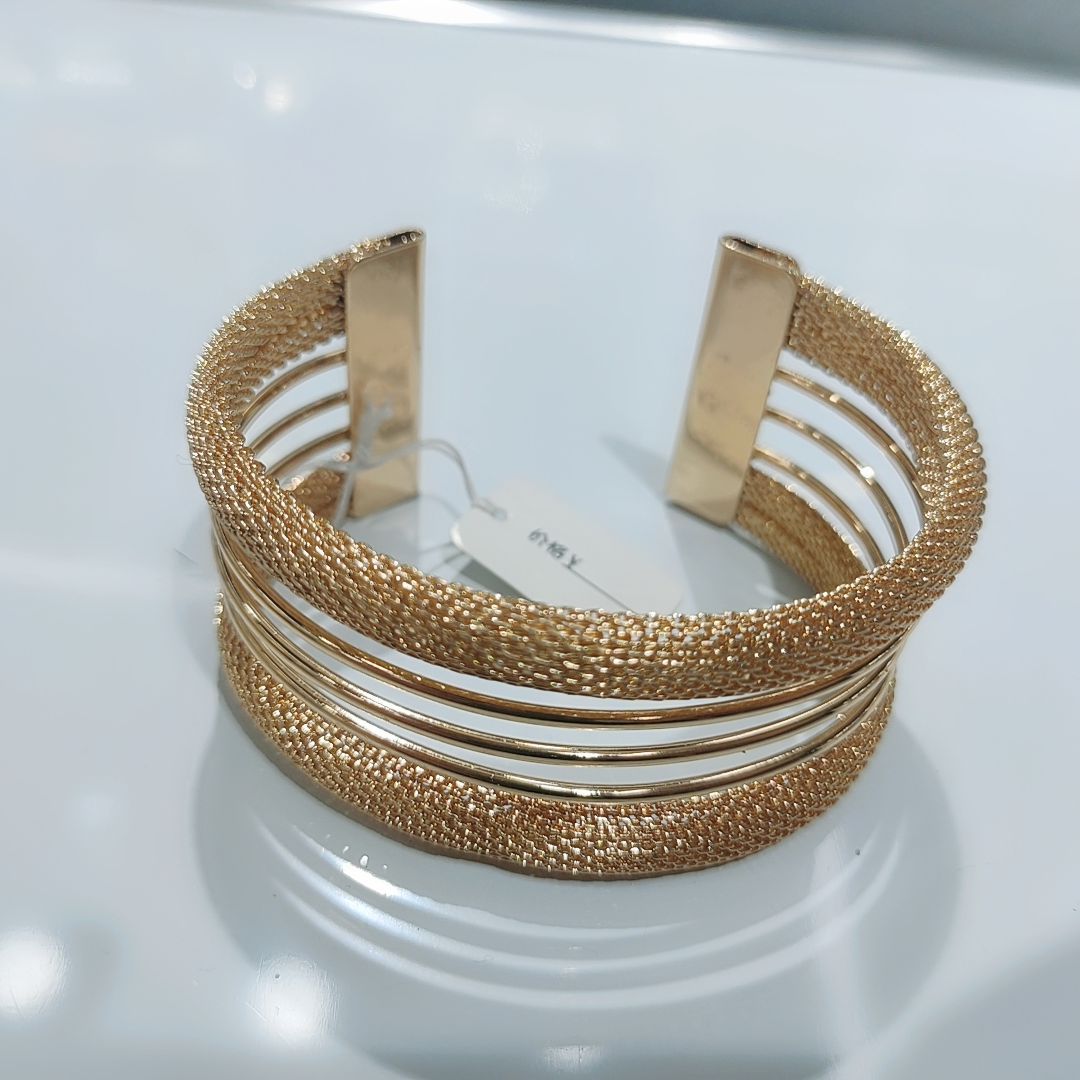 Fashion exaggerated nightclub fashion new jewelry high quality open wire wide open bracelet