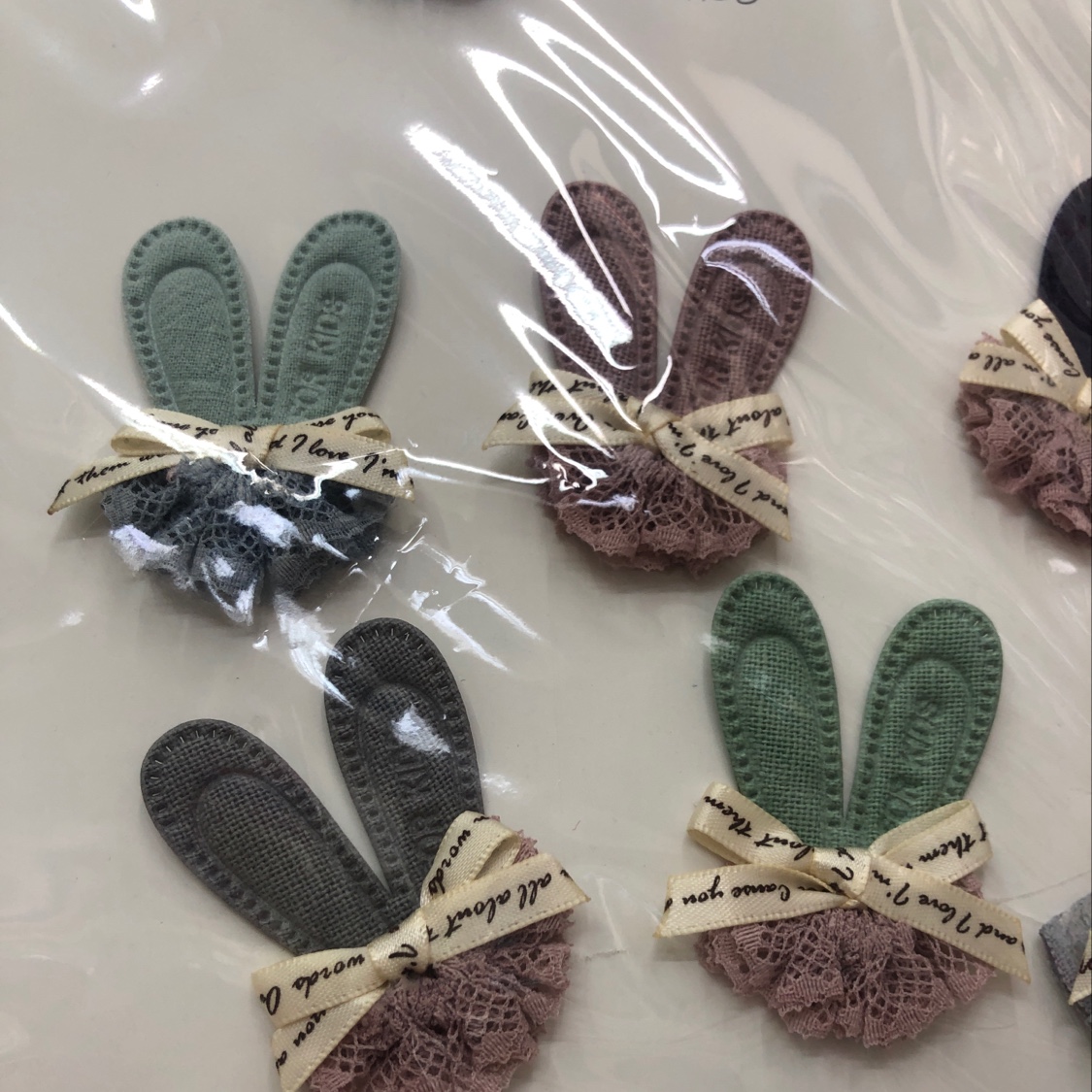 Lace rabbit ears details Picture