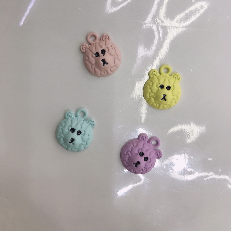 Bear head
