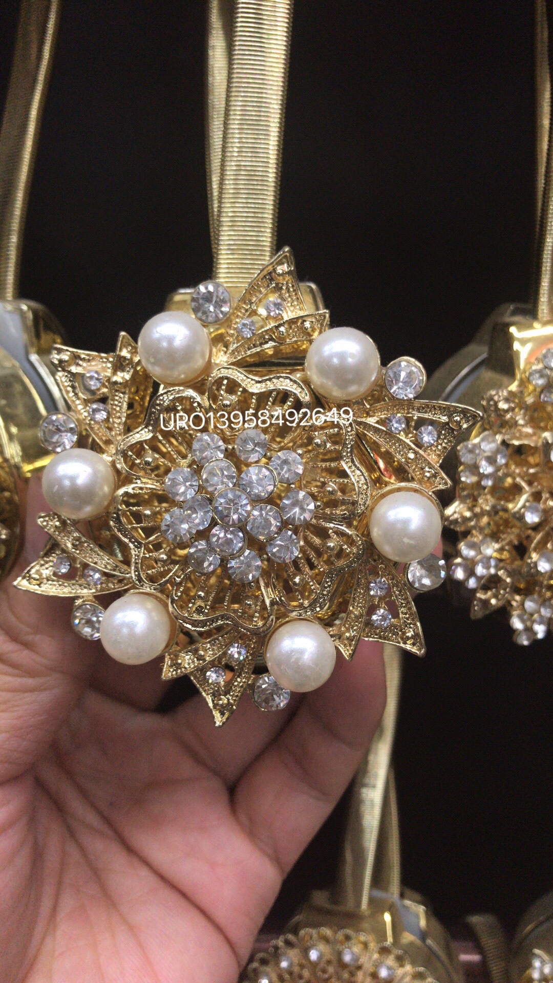 Cordón de cortina un par montado sin perforación imán hebilla accesorio colgante bola atadura cordón de atadura versátil par succión hogar cuerda de almacenamiento sin perforación diseño original venta directa venta caliente cantidad detail image 2