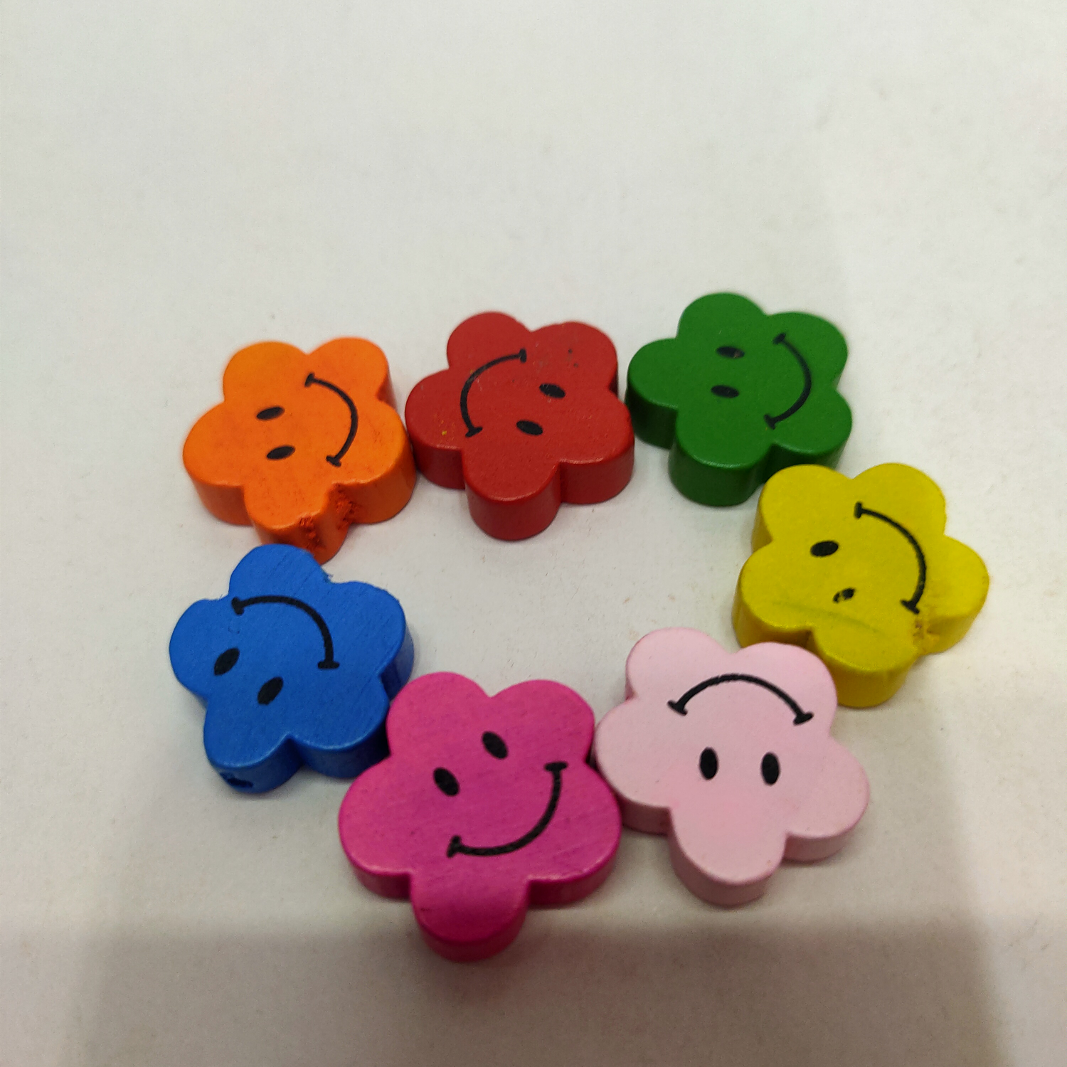 木质配件两公分五叶花 笑脸混色