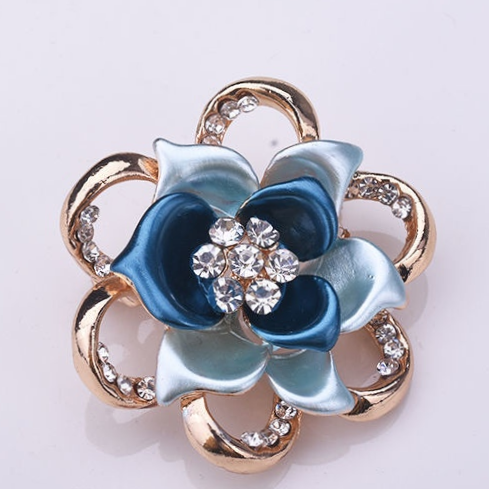Painted rose brooch fixed dress button corsage buckle pin pin to prevent the woman from getting naked
