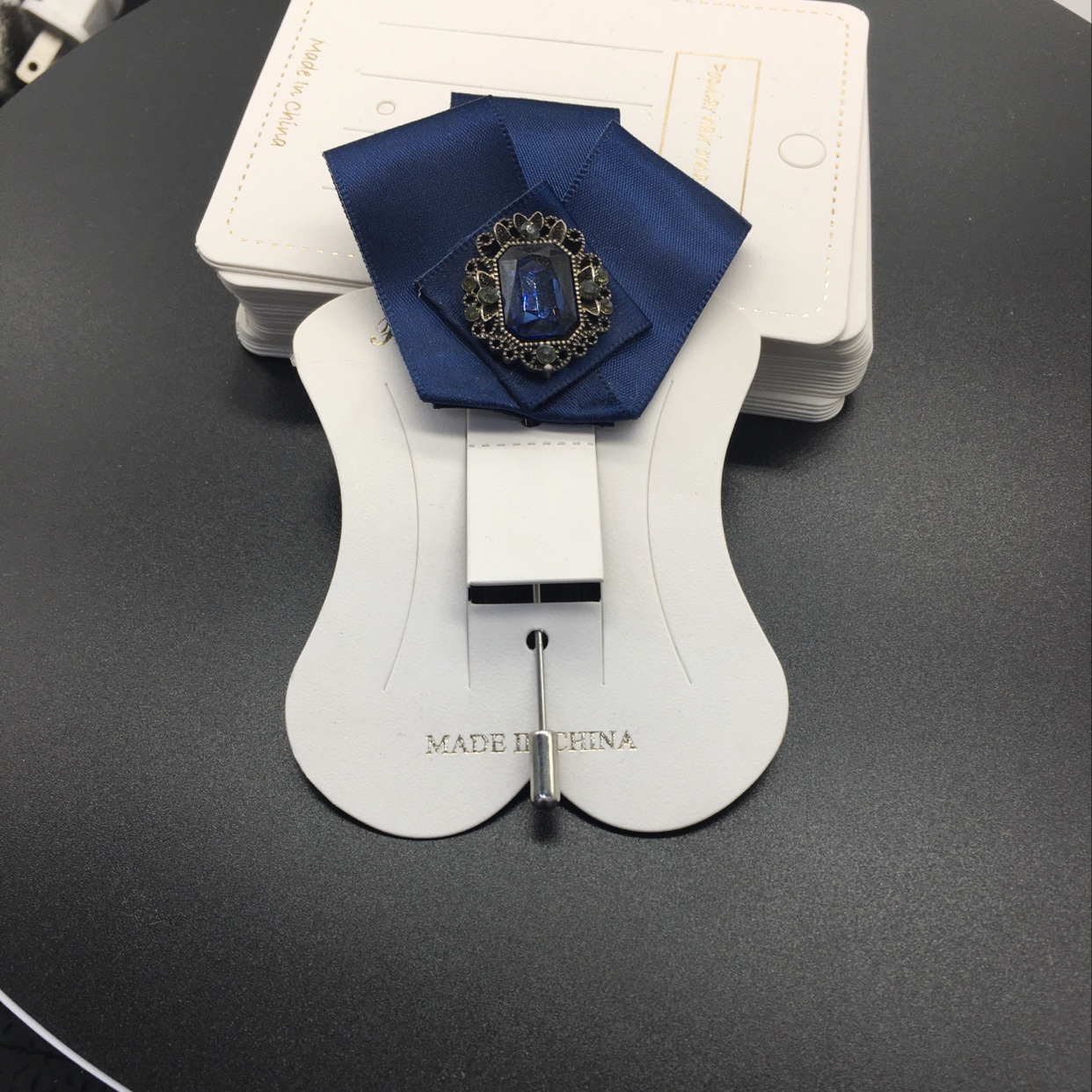 合金布艺男式布艺插针时尚风丈青