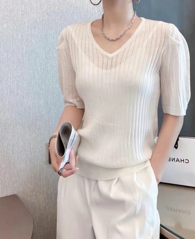 Sweater For Women details Picture