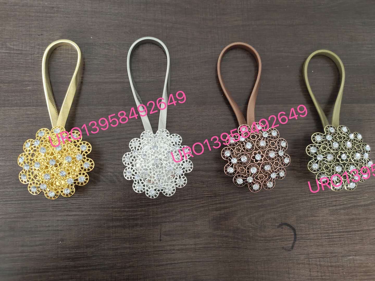 شريط عصري من الستائر من الستائر، الستائر الكروية، الستائر المستديرة detail image 2