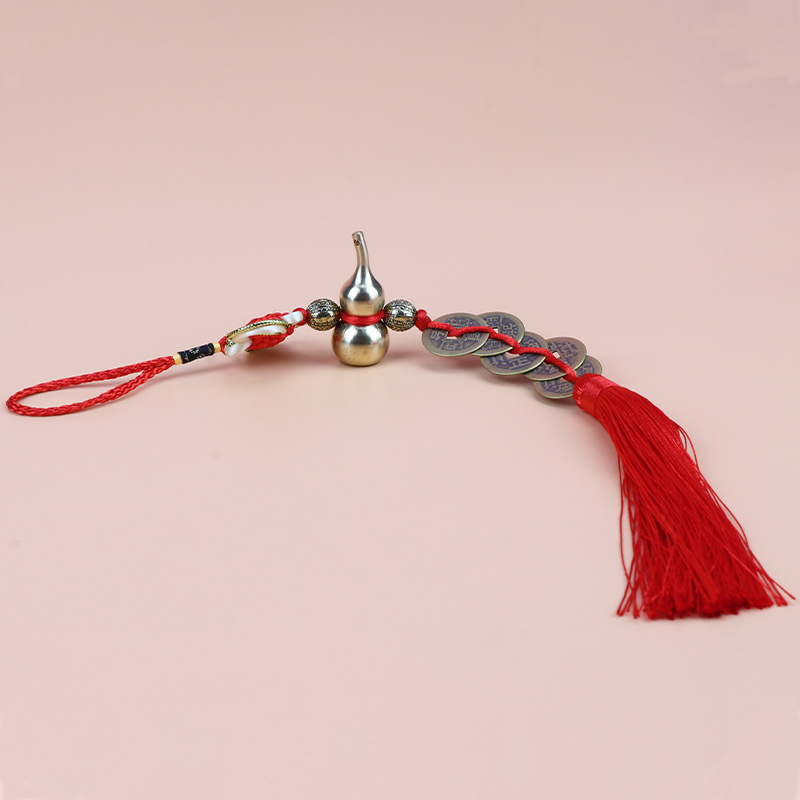Factory wholesale supply of woven Chinese knot tassels, automotive accessories, pendants, copper hoists, car hangers, 7cm copper hoists detail image 4
