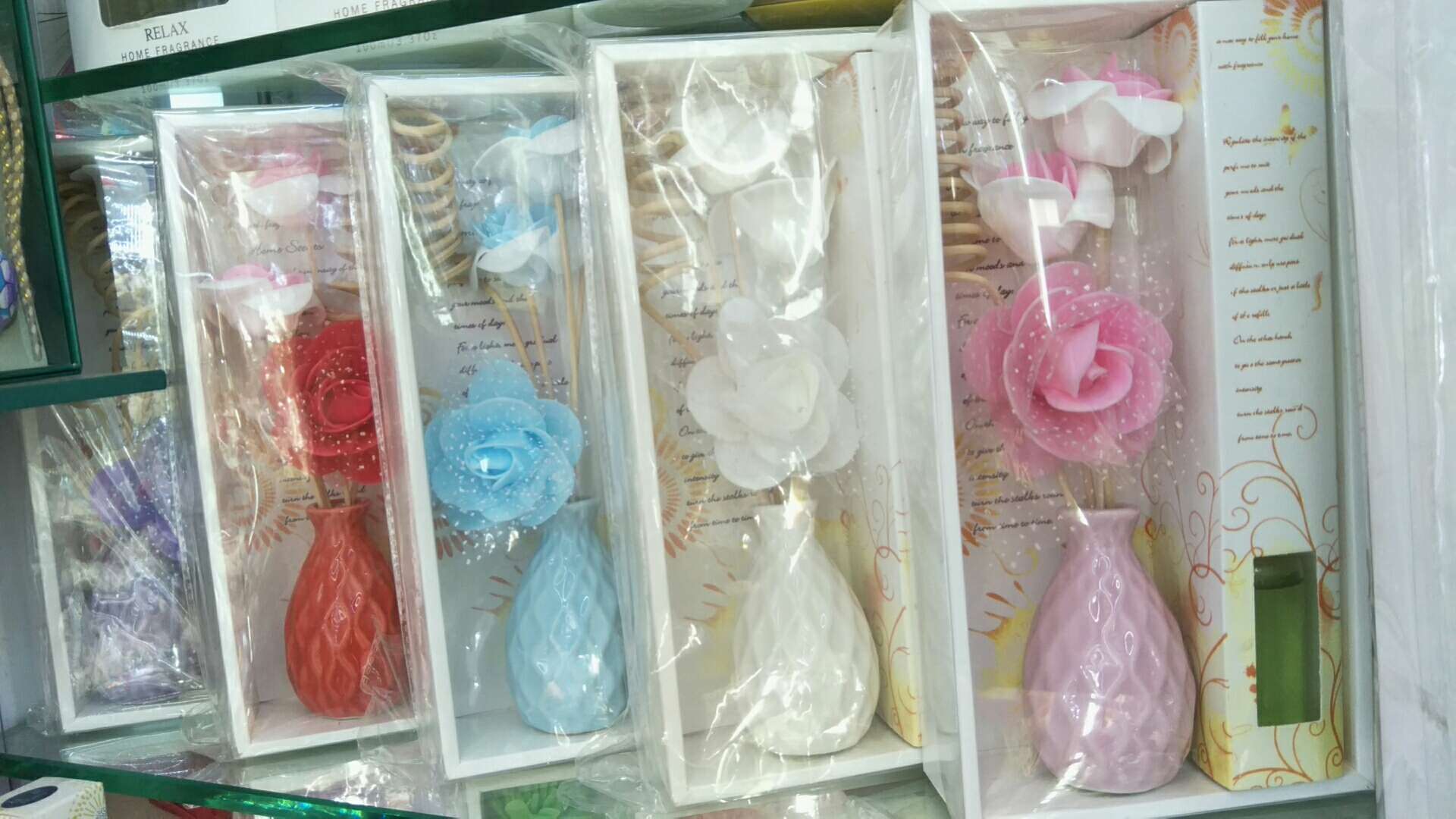 Yiwu Shiyu Aromatherapy Decorative Handicrafts Rose Aromatherapy Set Gift Box details Picture