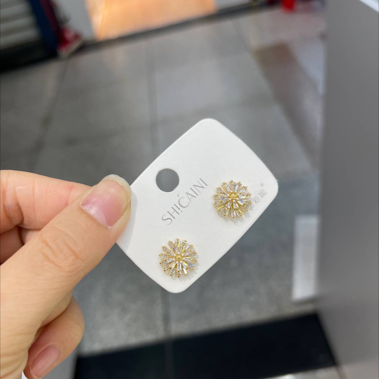White sunflower earrings