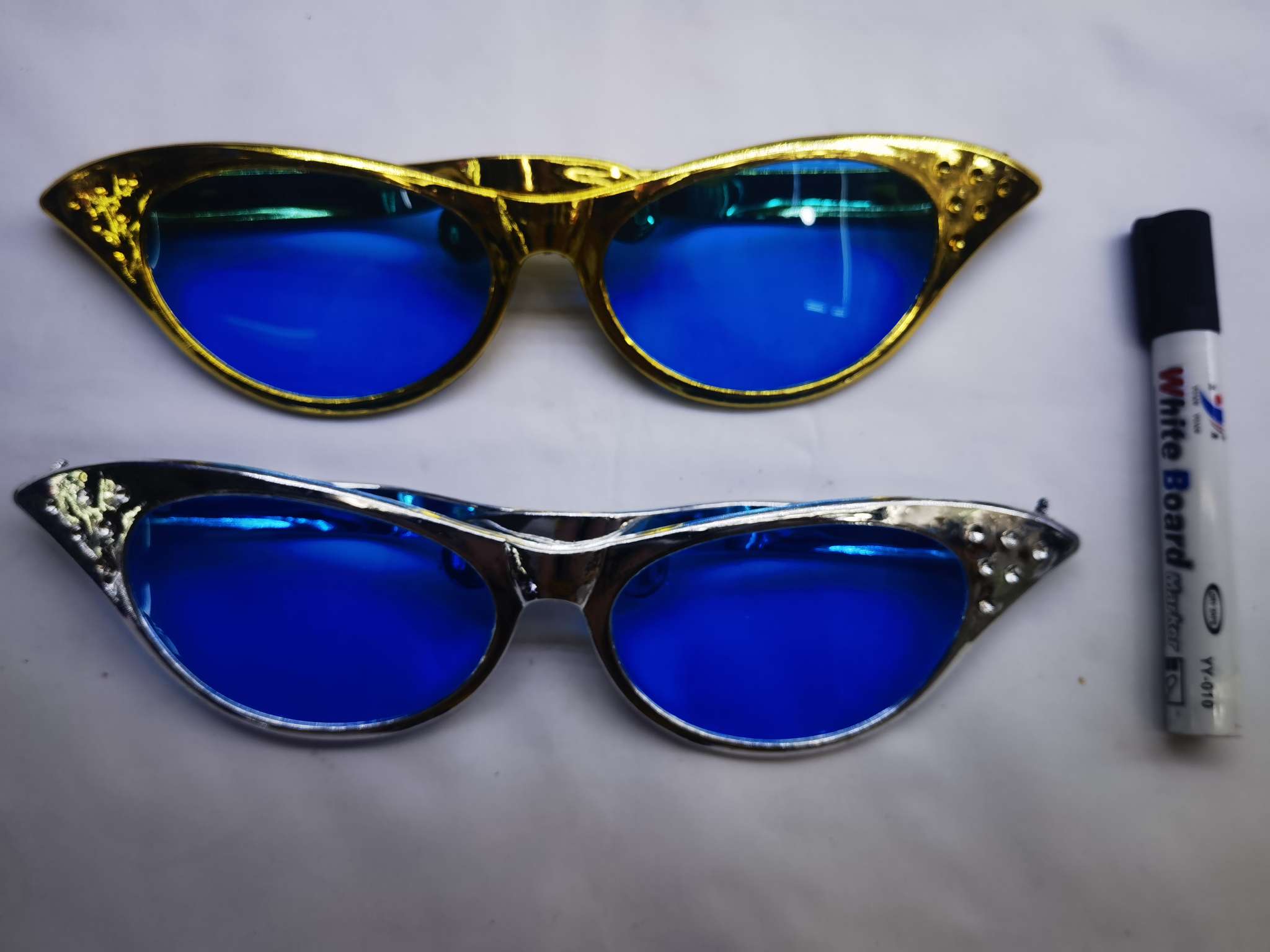 Gold-plated ball glasses - 8 details Picture